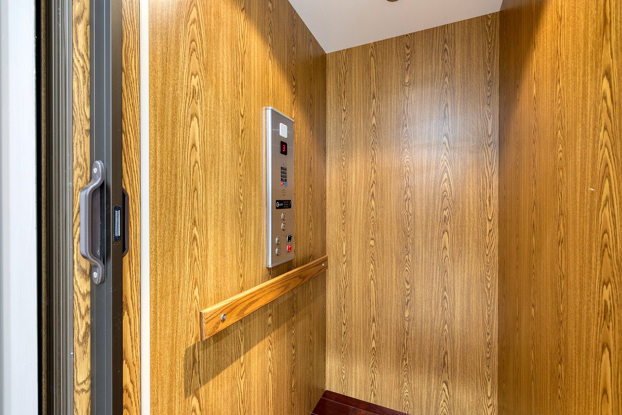 5148 Spanish Heights Dr