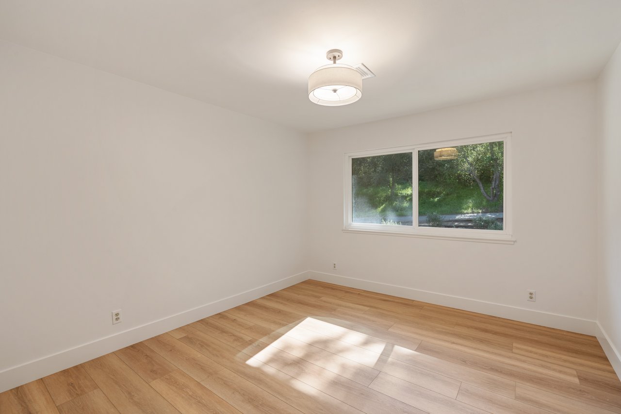 7817 E. Sandberg Lane