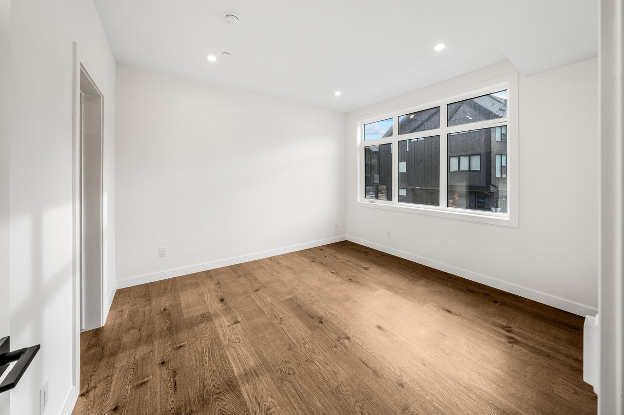 204 - 10 Cascade Ridge