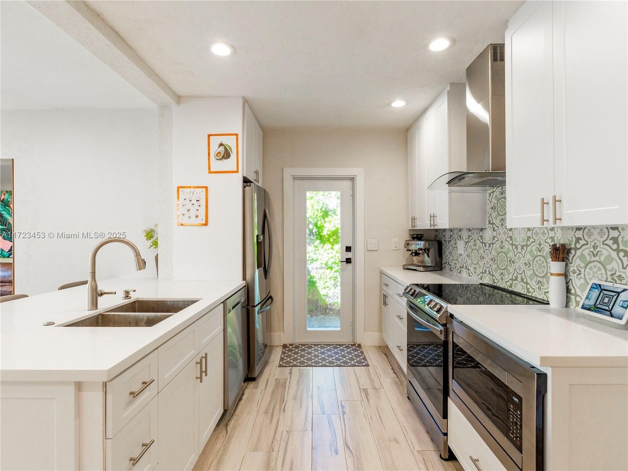 1001 SW 23rd Rd