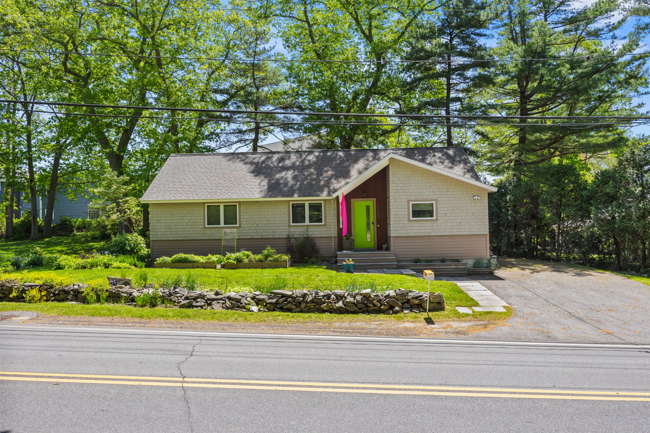 1088 Shore Road
