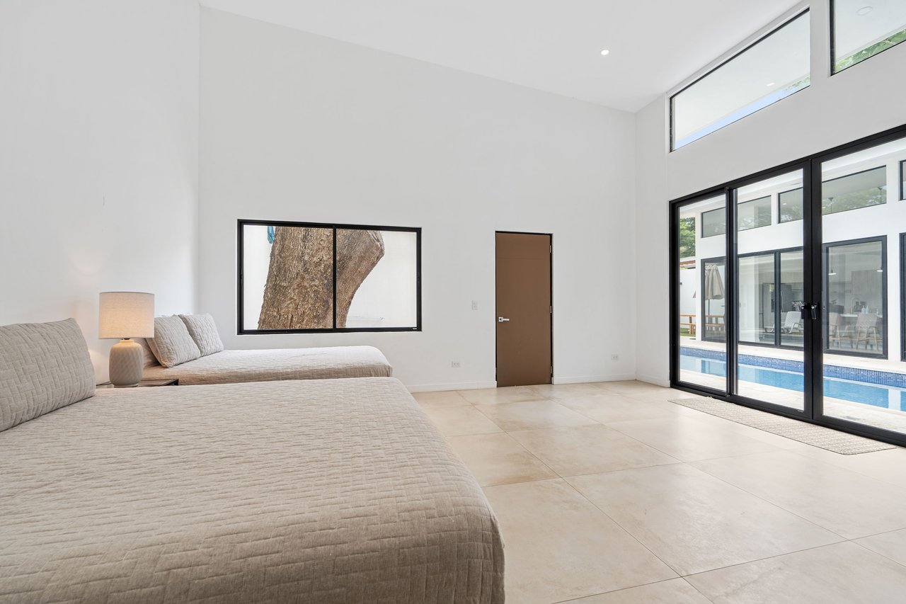 Castillo Blanco | Modern 4-Bedroom Home with Saltwater Pool – Walk to the Beach in Surfside, Playa Potrero