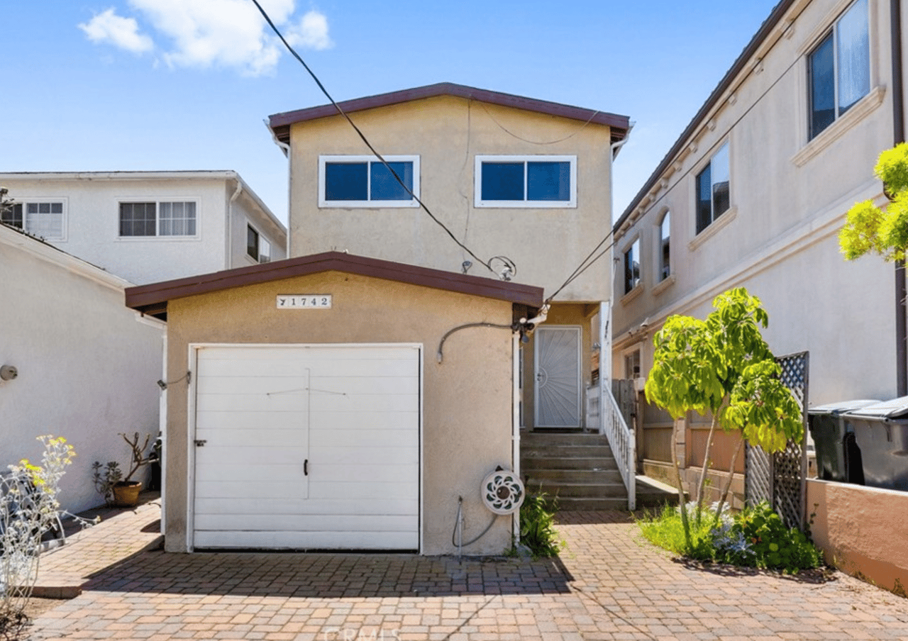 $250,000 OVER LIST PRICE IN REDONDO BEACH