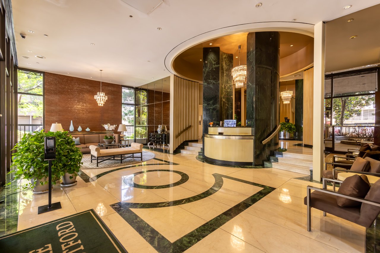 10750 Wilshire Blvd #503, Westwood