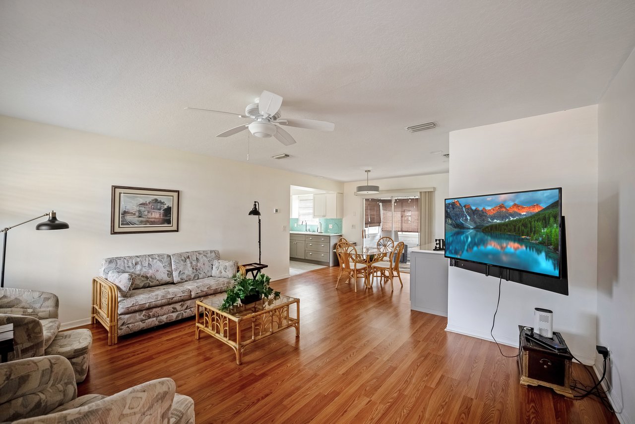 3380 NW 44th ct