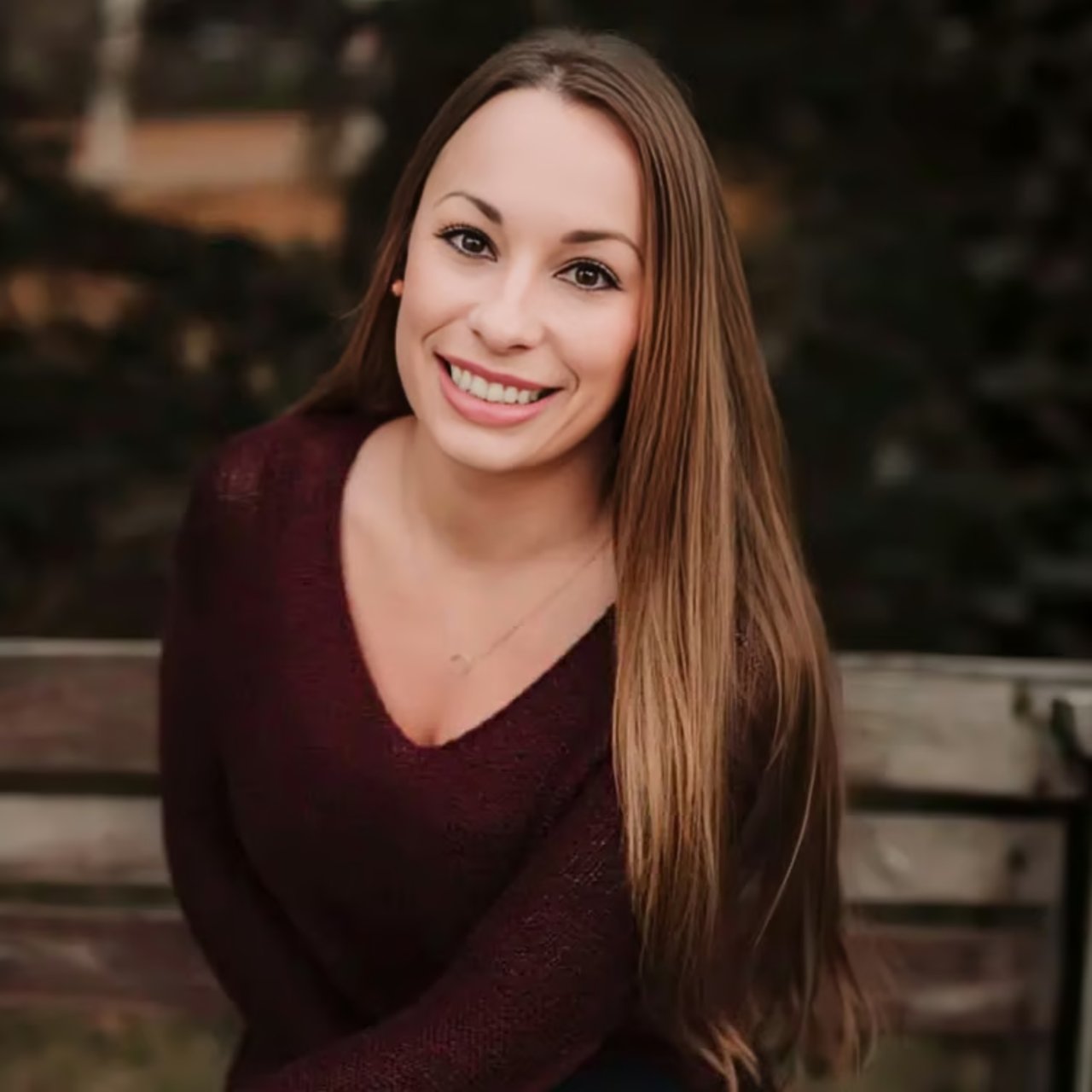 Cortney Grant Anchorage, AK Real Estate Agent Headshot