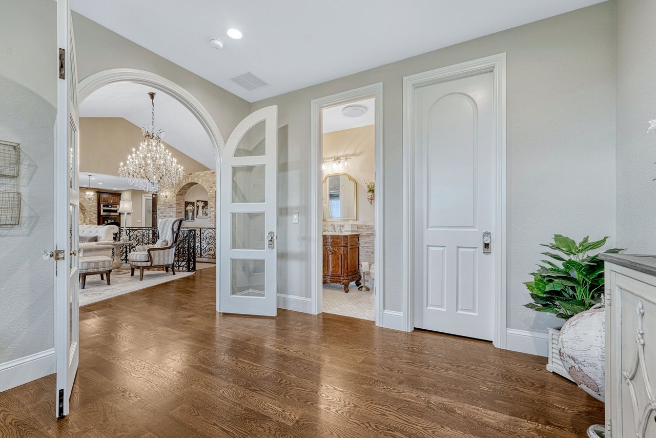 25995 Cave Spring Trail