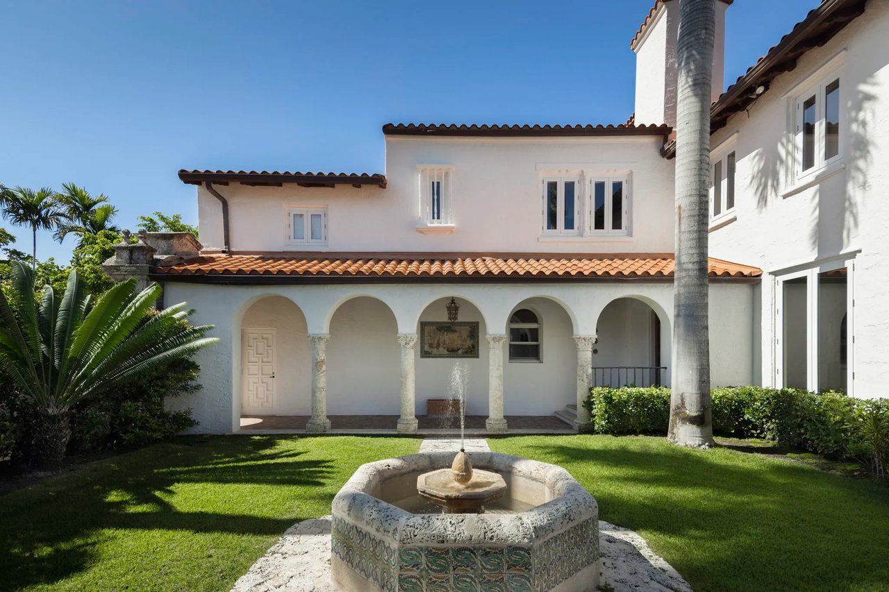 Pine Tree Drive, Miami Beach Waterfront