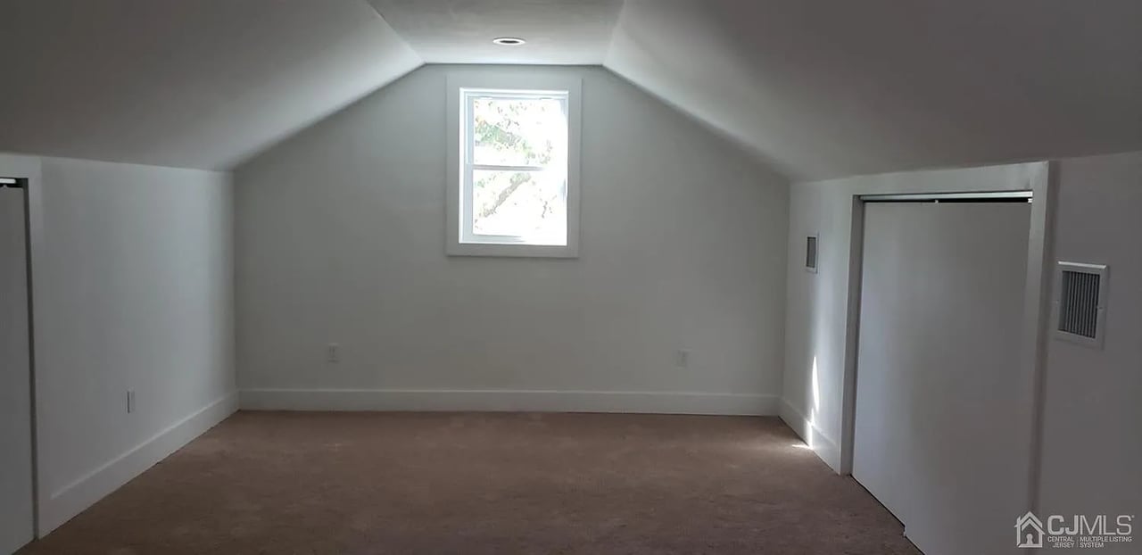 135 Cooper Ave