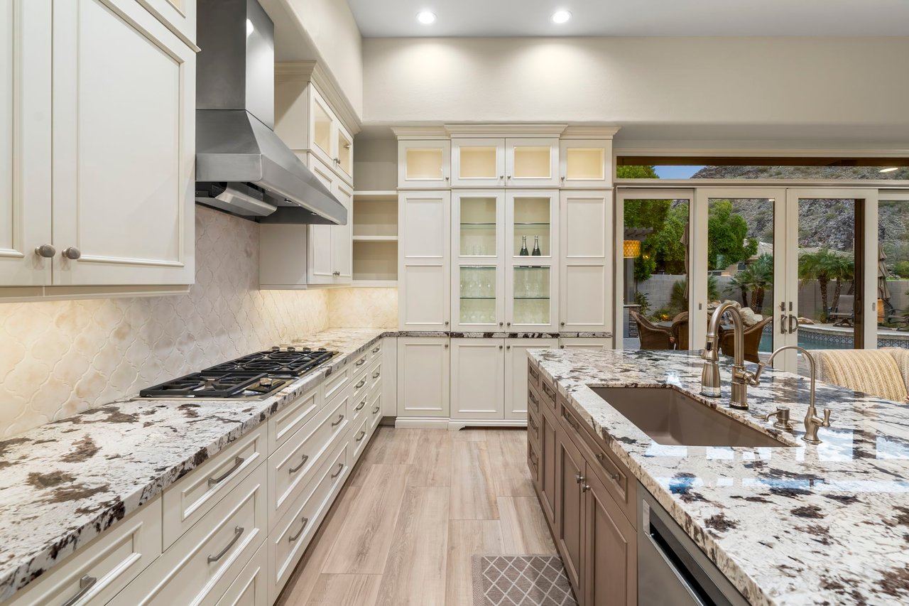 11063 E JASMINE Drive