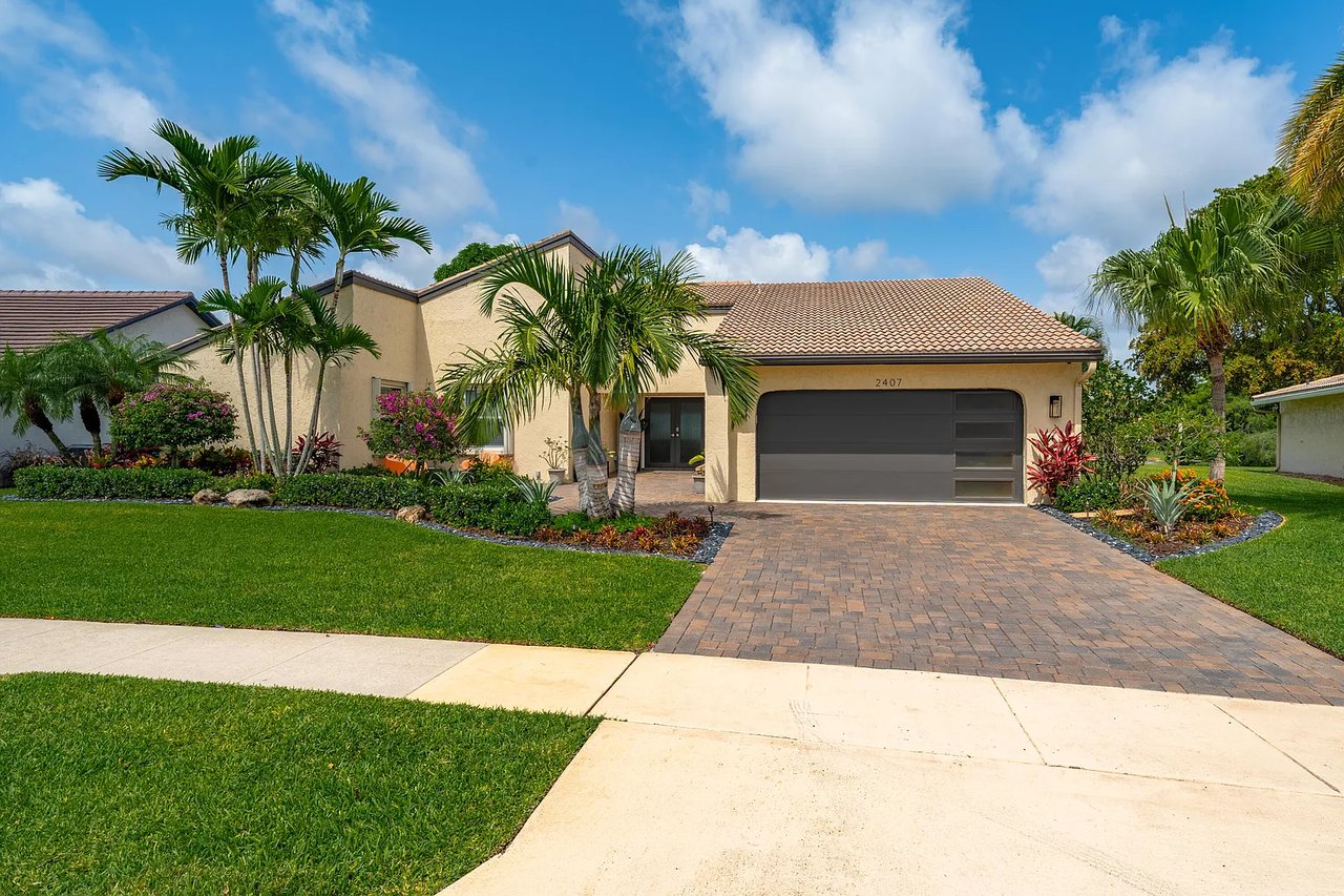 2407 SW 23rd Cranbrook Drive