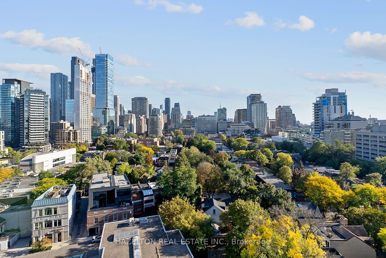 YORKVILLE'S PINACLE OF LUXURY PENTHOUSE