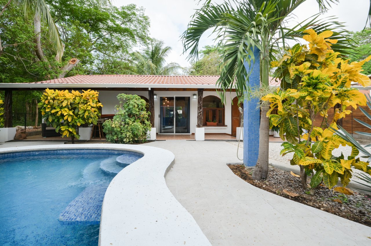 Casa de Luz | 3BR Tropical Home with Pool & Rancho, Walk to Potrero Beach