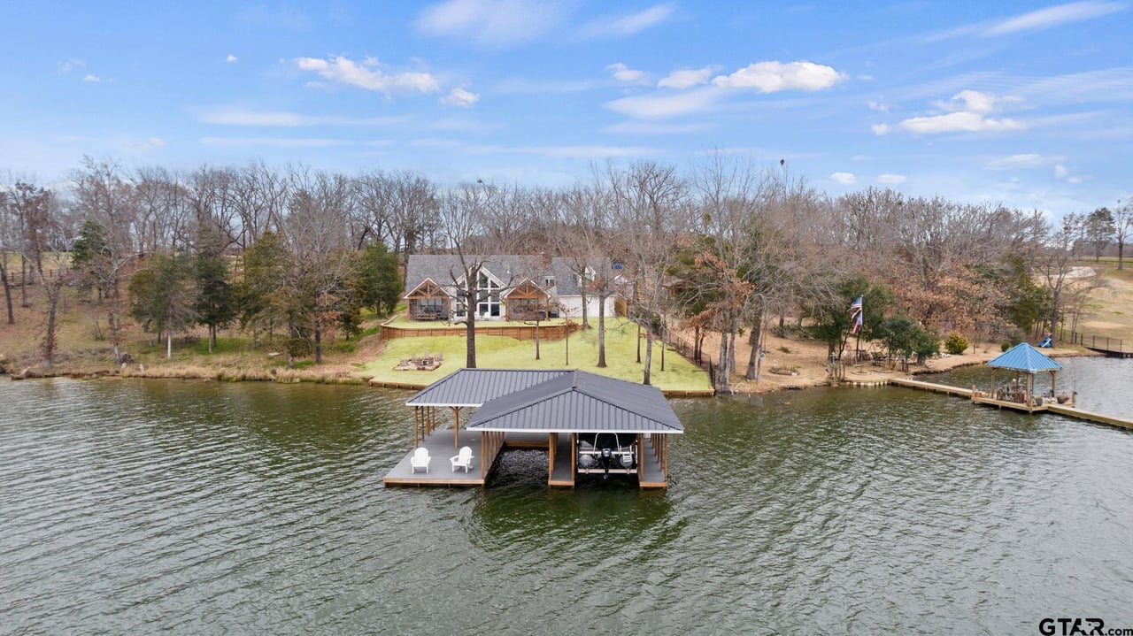 208 County Road 2129