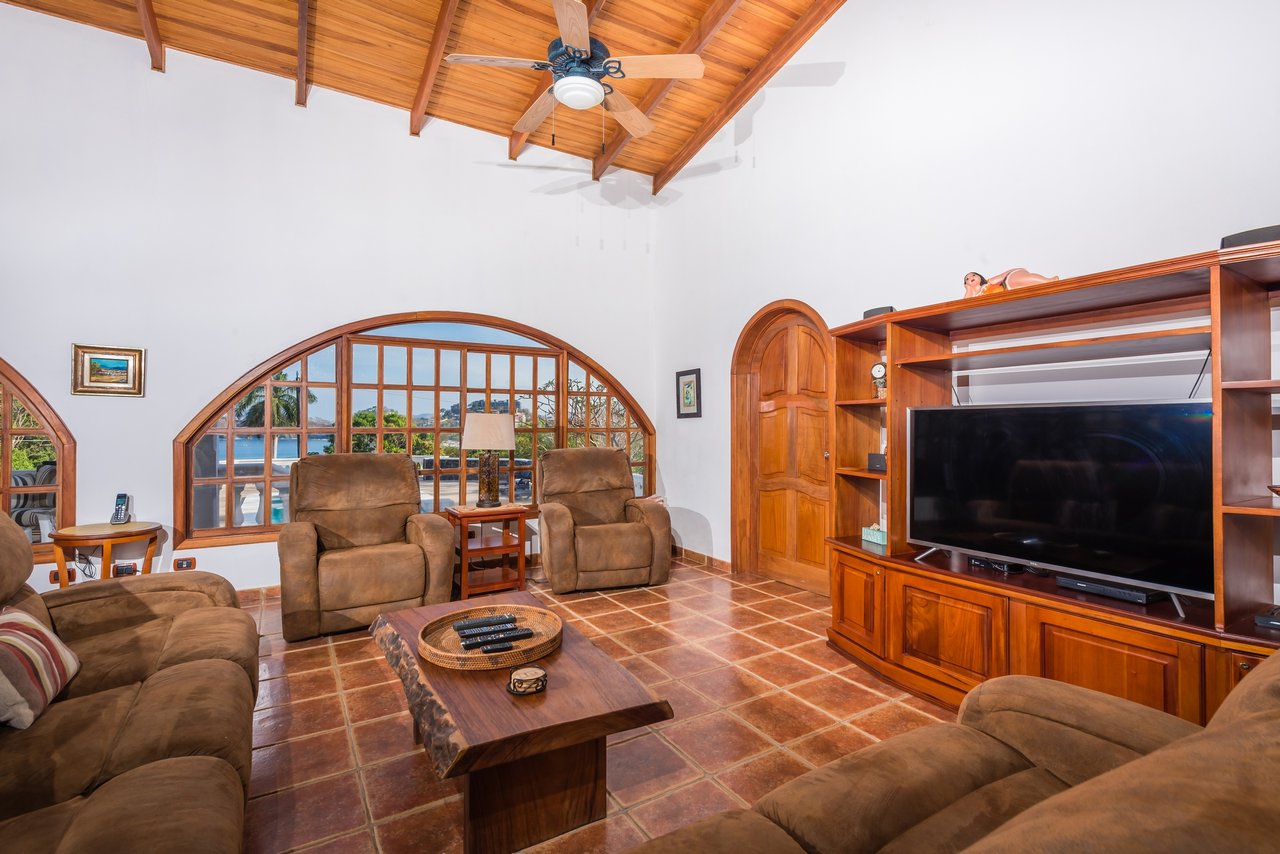 Casa Margarita | Ocean View Luxury House In Playa Flamingo!