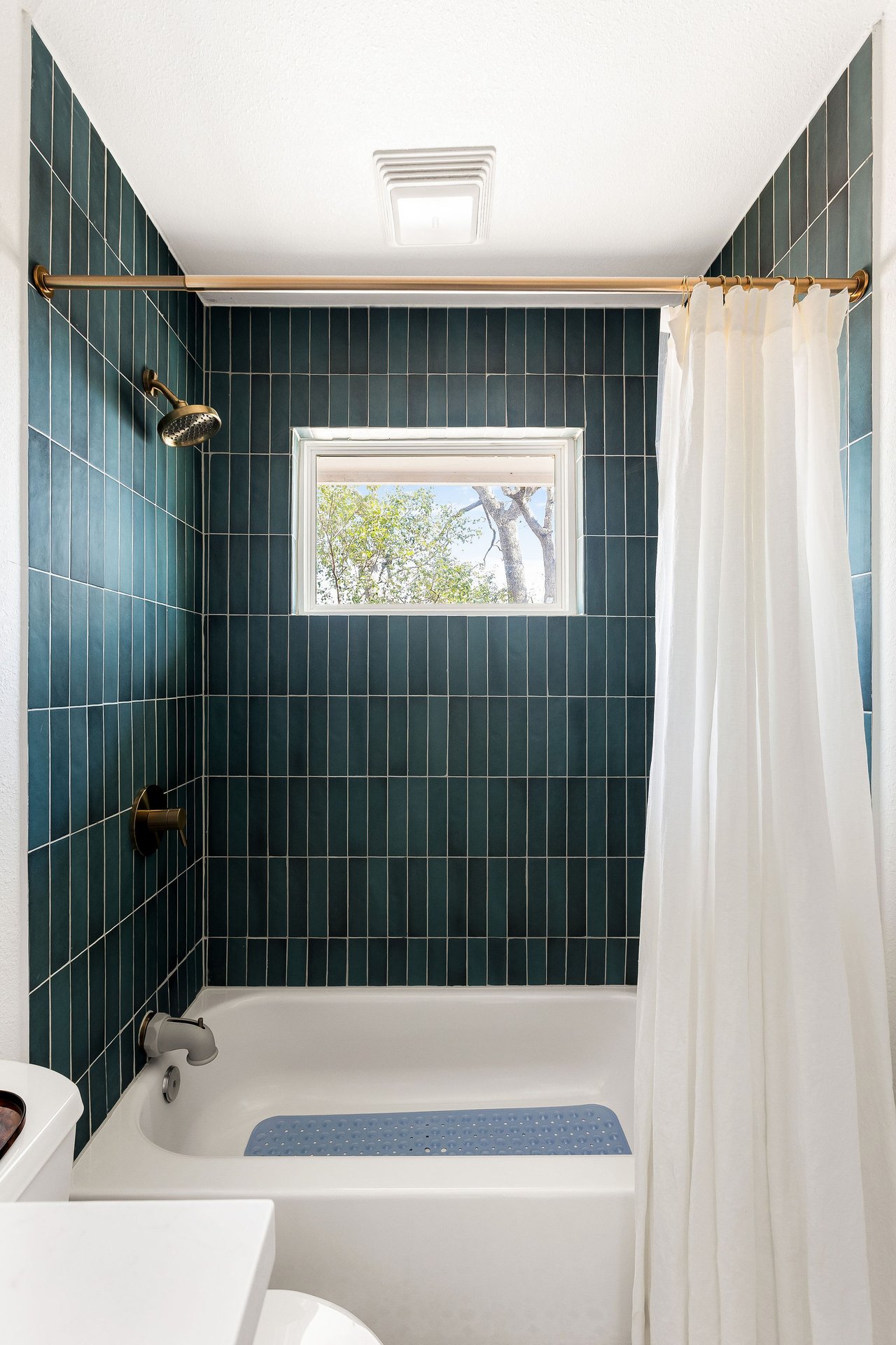 4701 Travis Country Circle