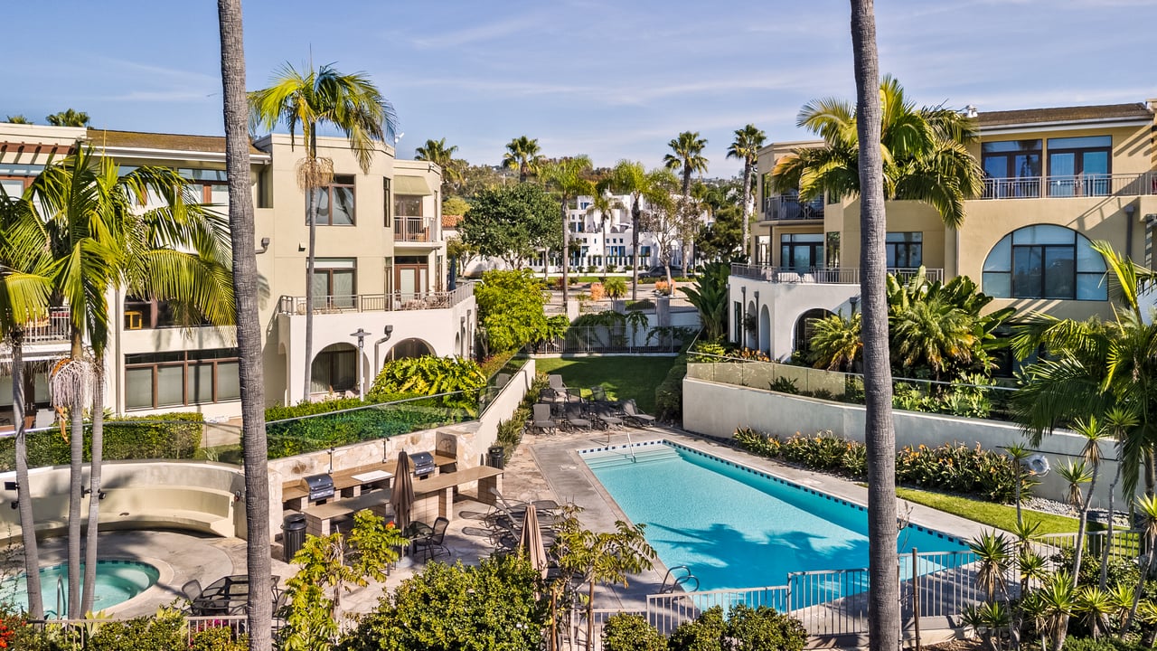 Seahaus - 5410-5490 La Jolla Blvd