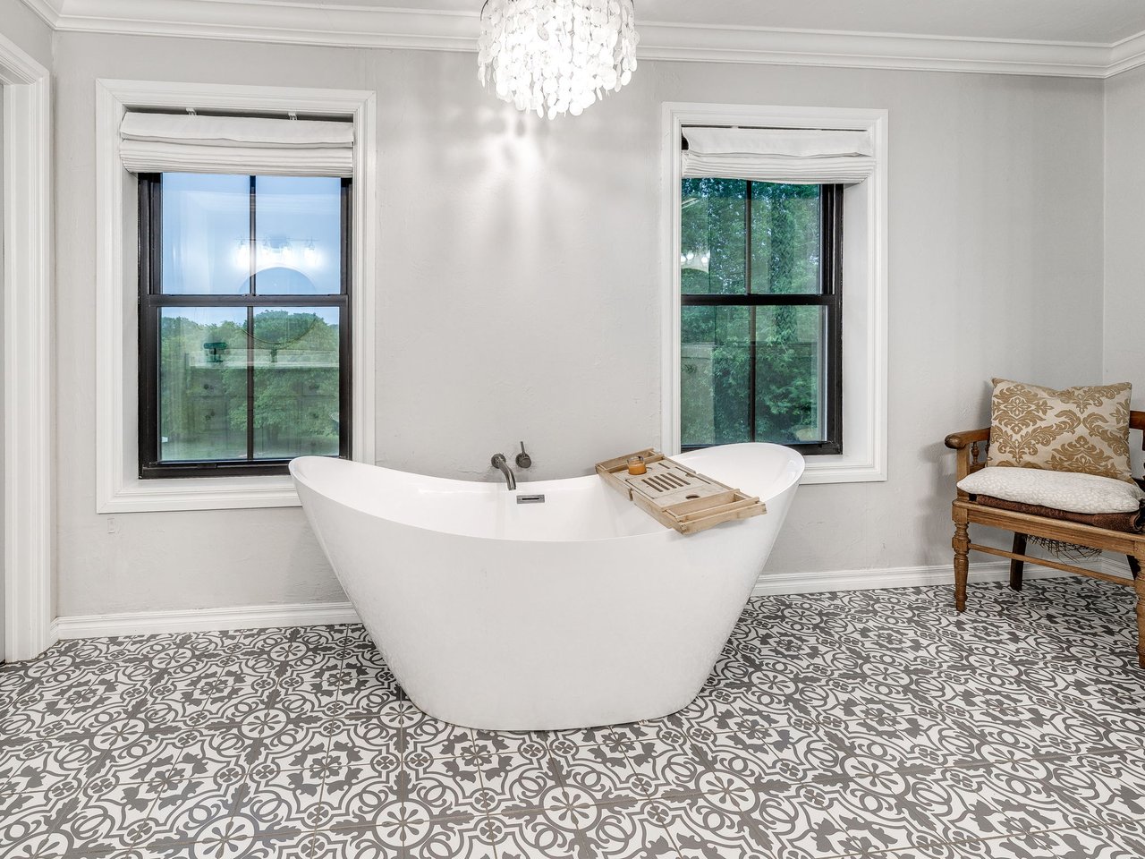 LISTING OF THE WEEK • OKLAHOMA LUXURY  Five Acres. Four Bedrooms. Zero Compromises - 13500 Three Oaks Dr Jones, Oklahoma - Wyatt Poindexter - The Agency Oklahoma 