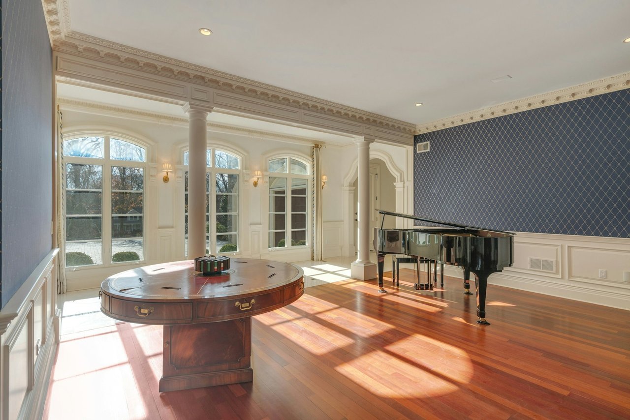9 Ridge Crest Road