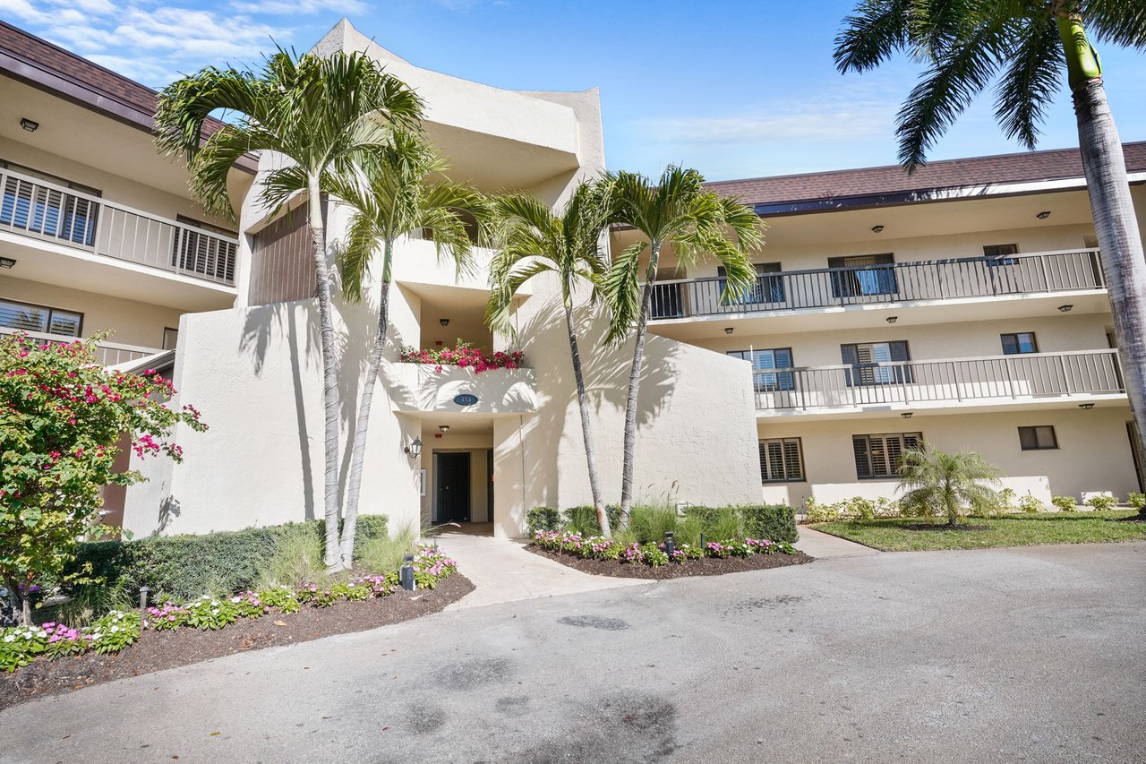 413 Augusta Blvd #105