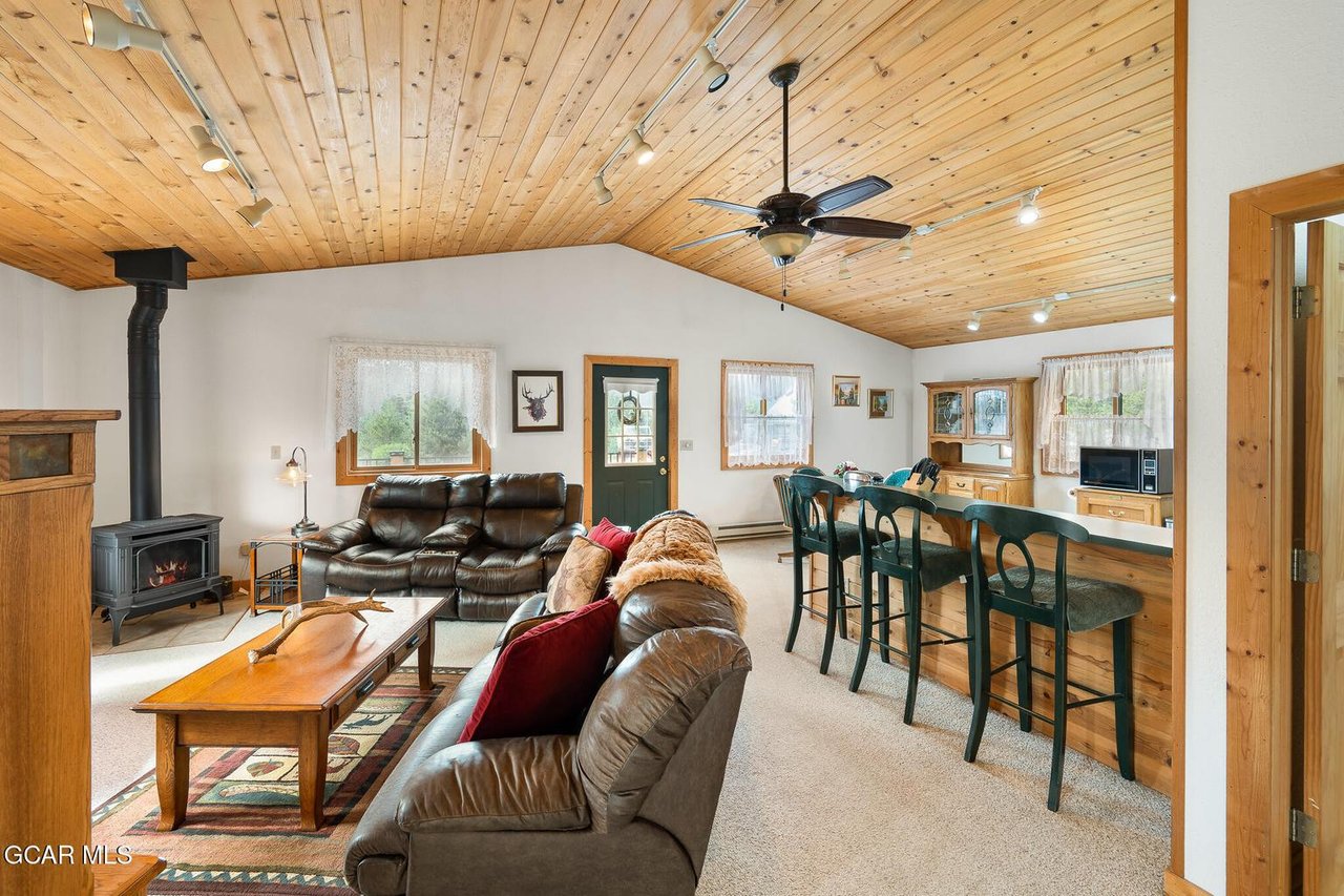 178 County Road 876