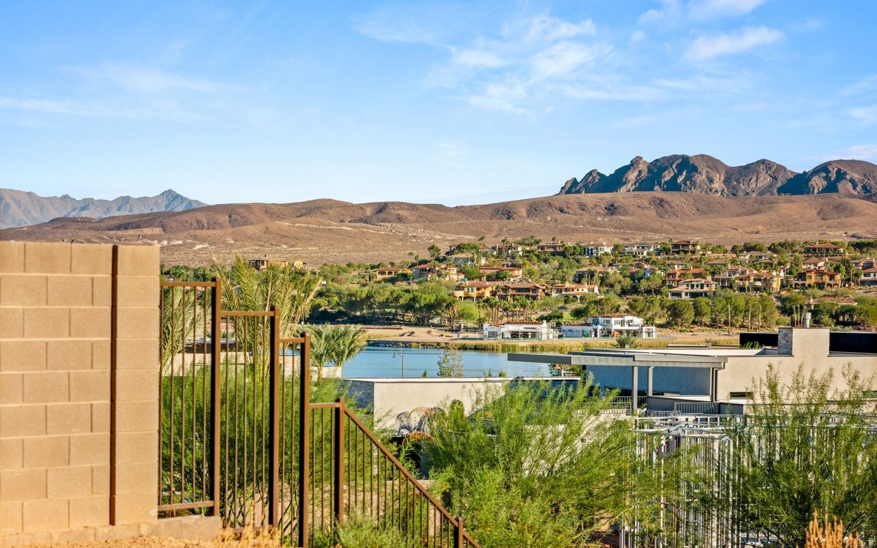 25 Canyon Bay Drive