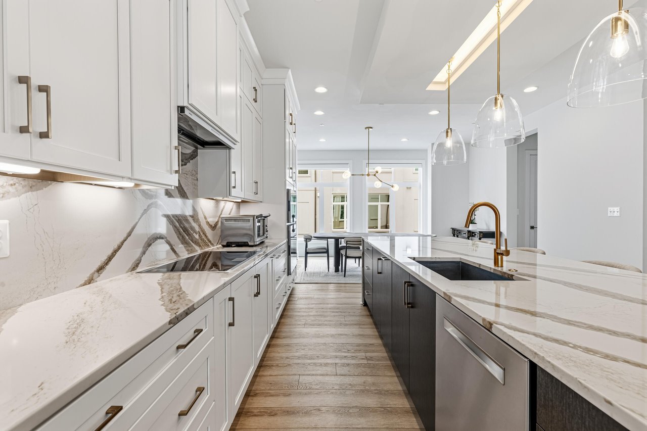 8189 River Rd, Bethesda MD 20817