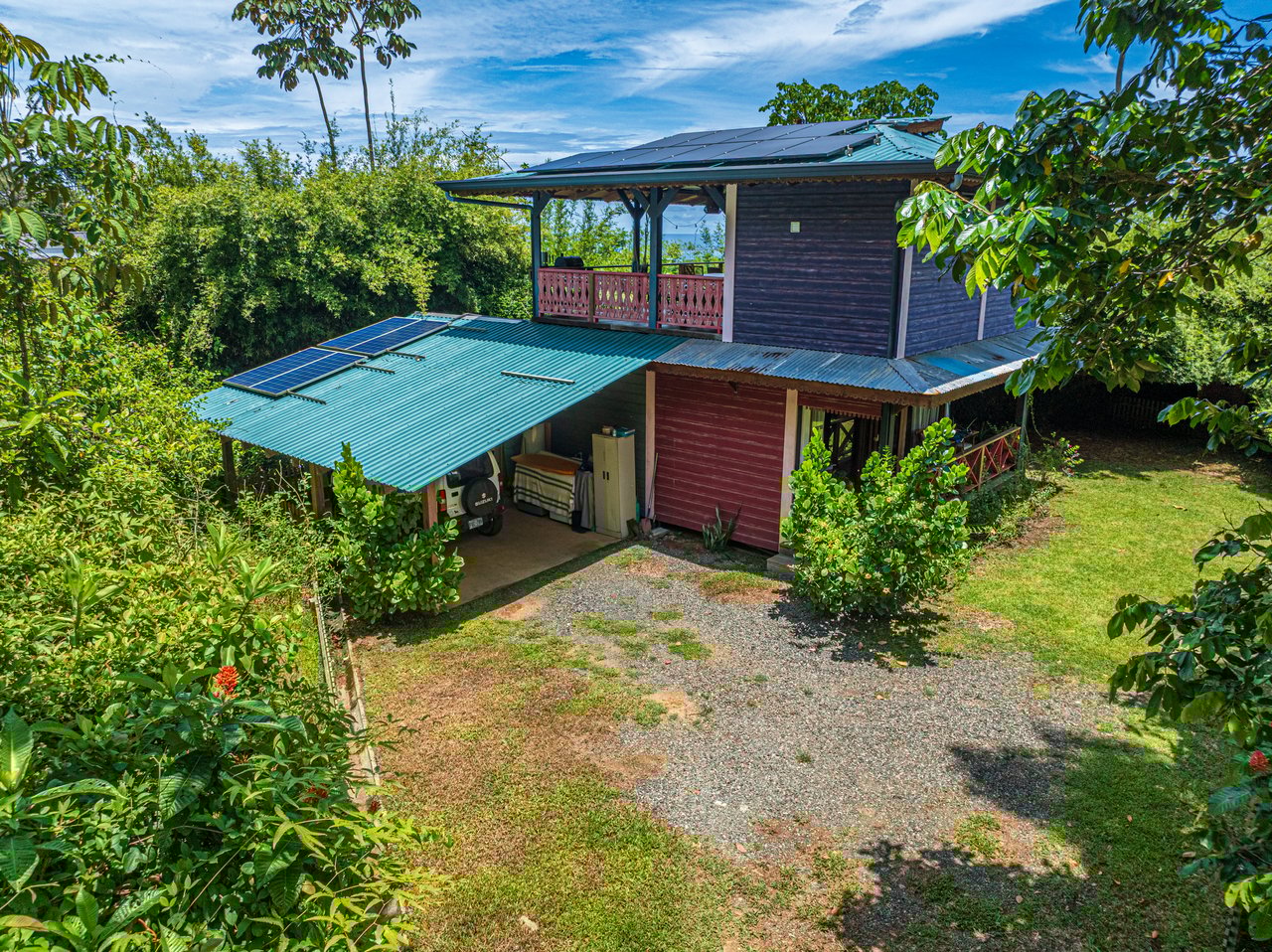 2.56 ACRES – 3 Bedroom Artistic Architectural Masterpiece, Recording Studio, Ocean View, Pool, 1 Bedroom Guest House!!!