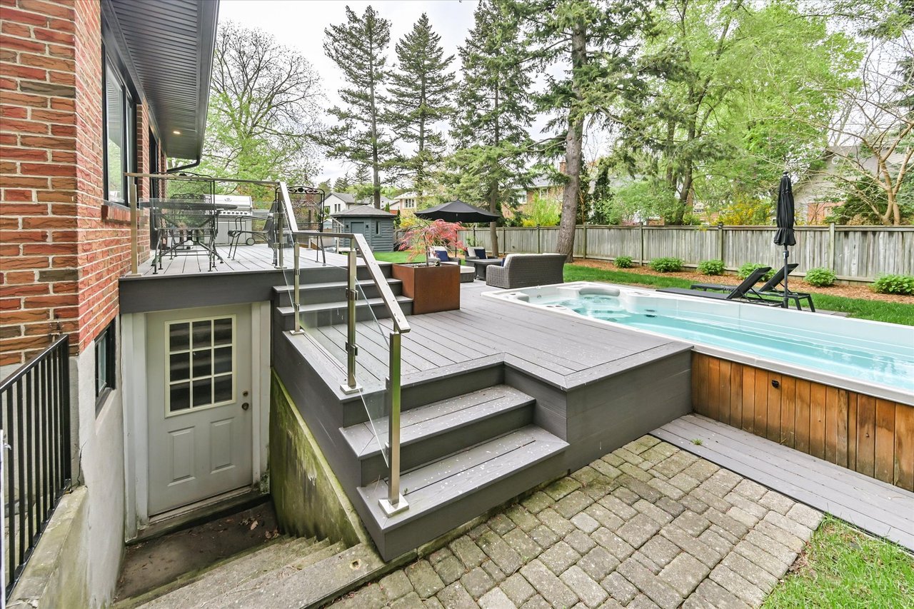 45 Bromley Crescent, Toronto