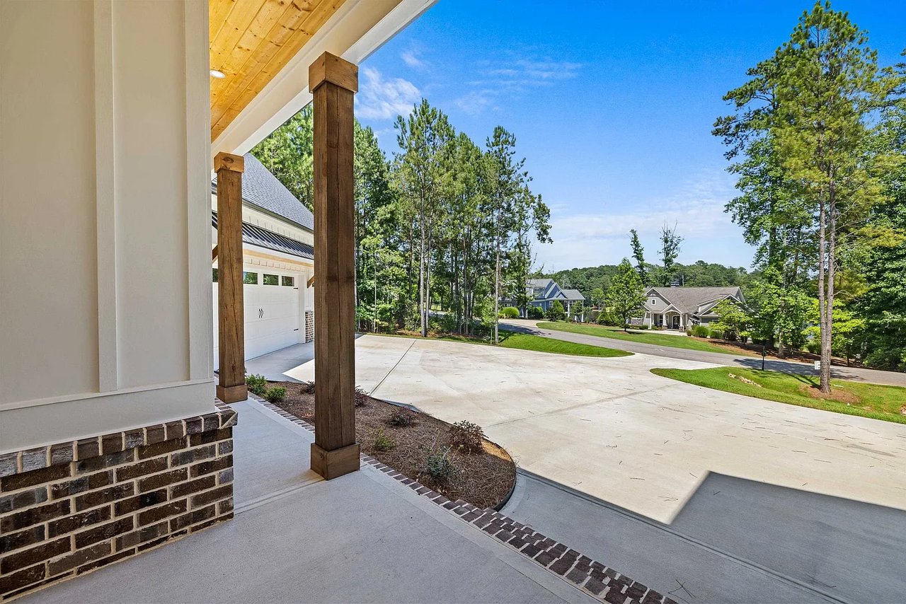 1131 Glen Eagle Dr