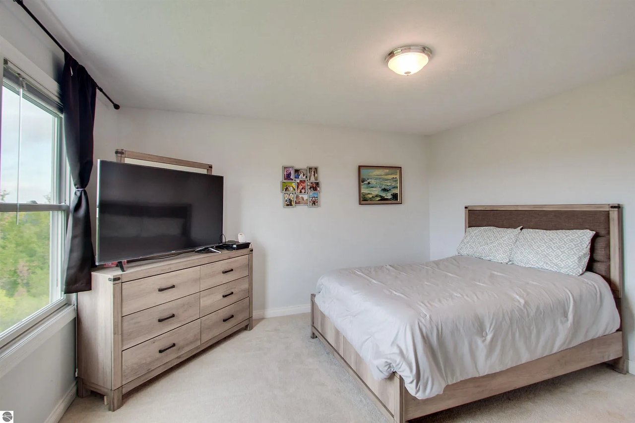 473 Kingsley Ridge Dr