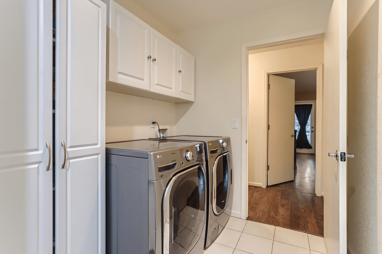 Just Listed: Low-Maintenance Home in Rocksbury Ridge