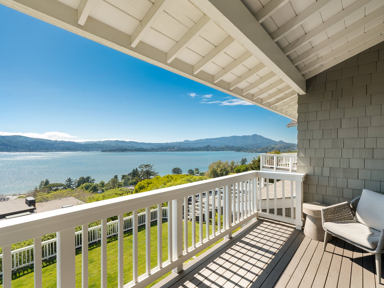 Extraordinary View Residence