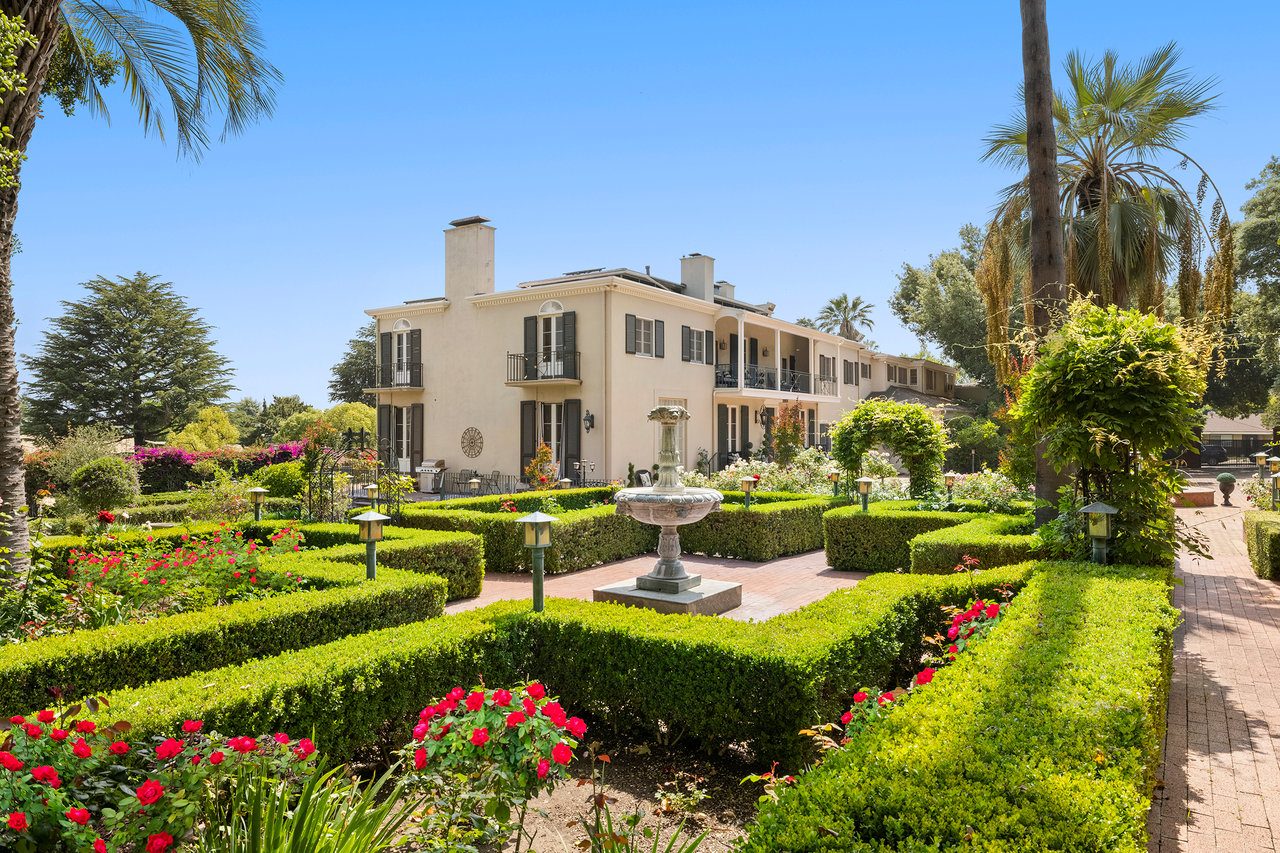 820 N. Verano Drive