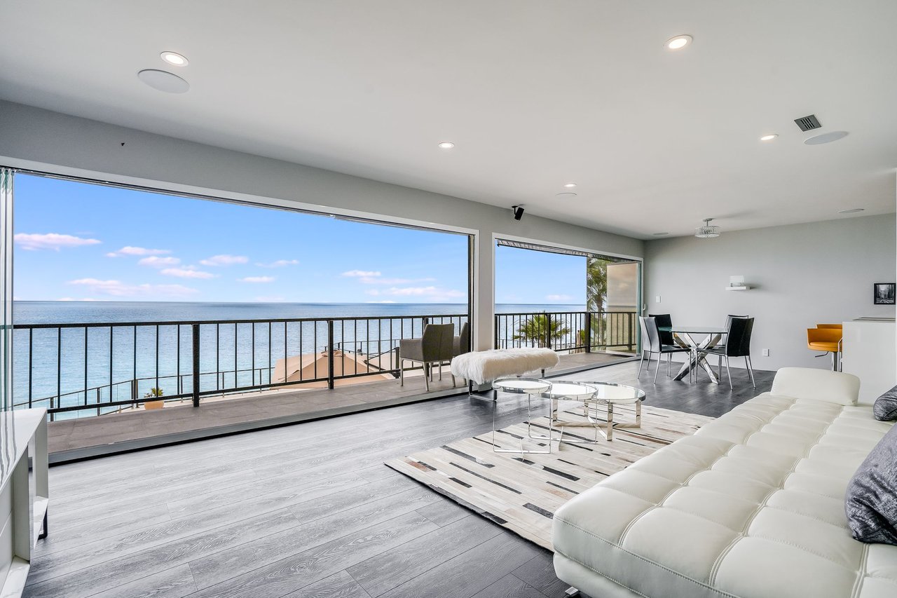 For Sale - Laguna Beach Oceanfront Condo