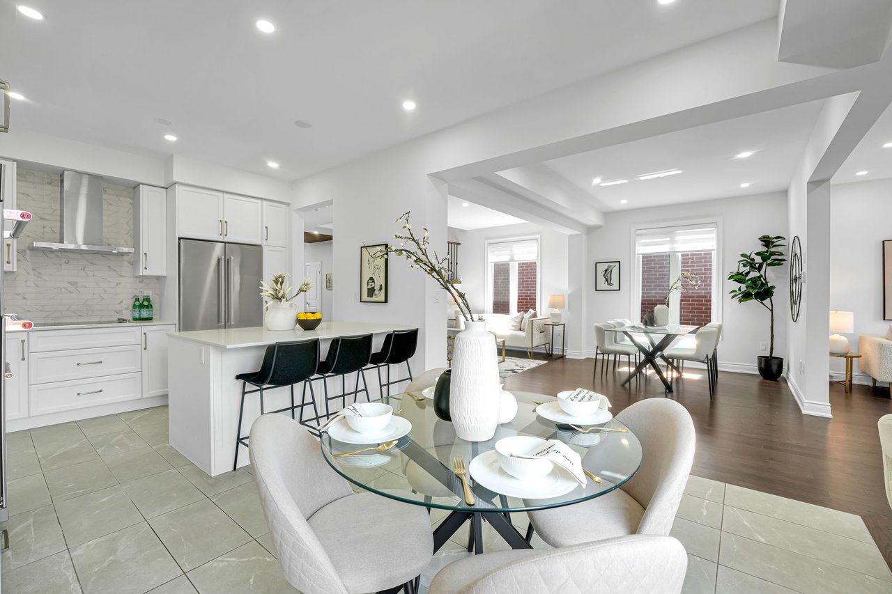 115 Bartram Crescent