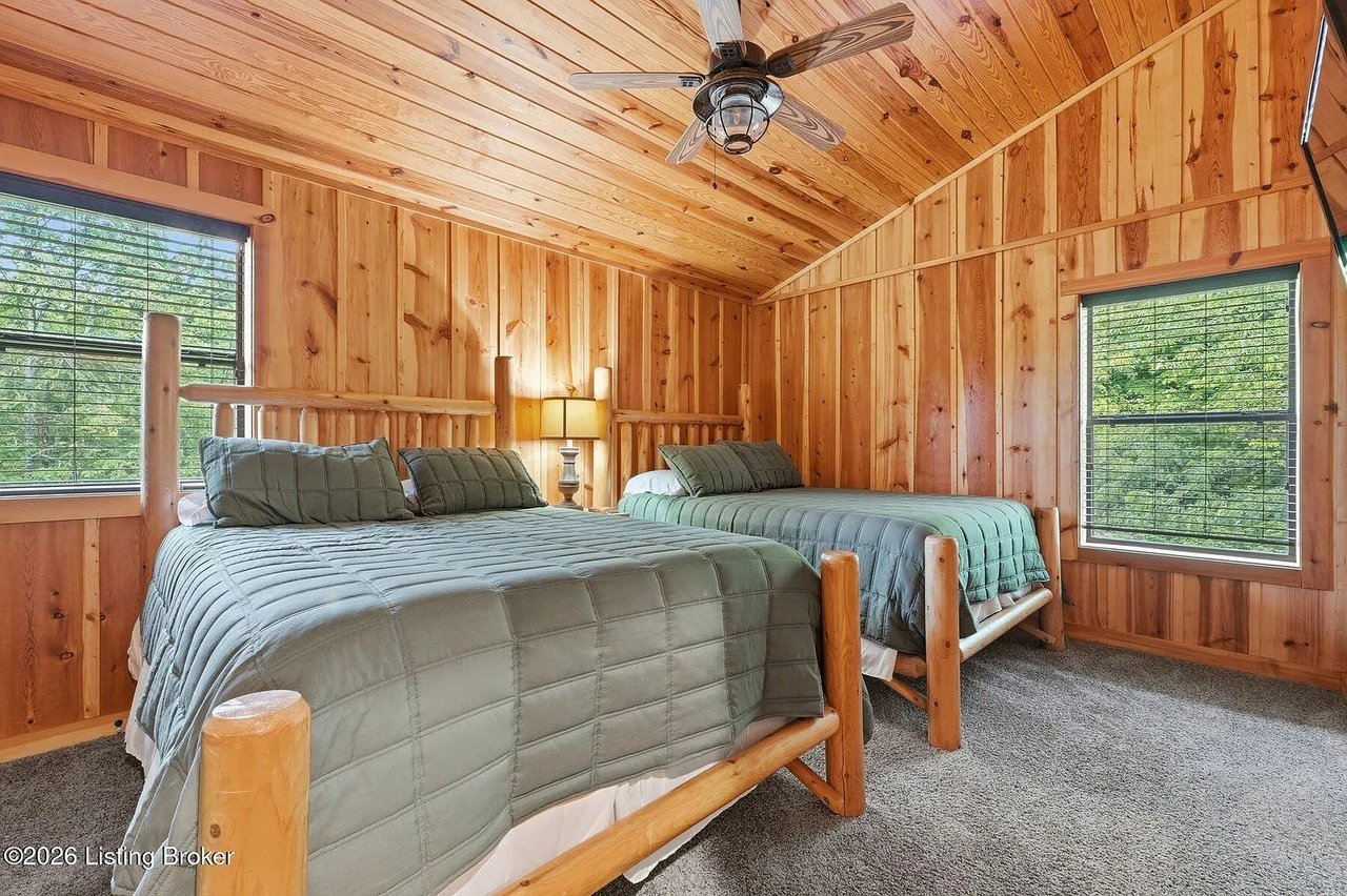 29 River Run Ln