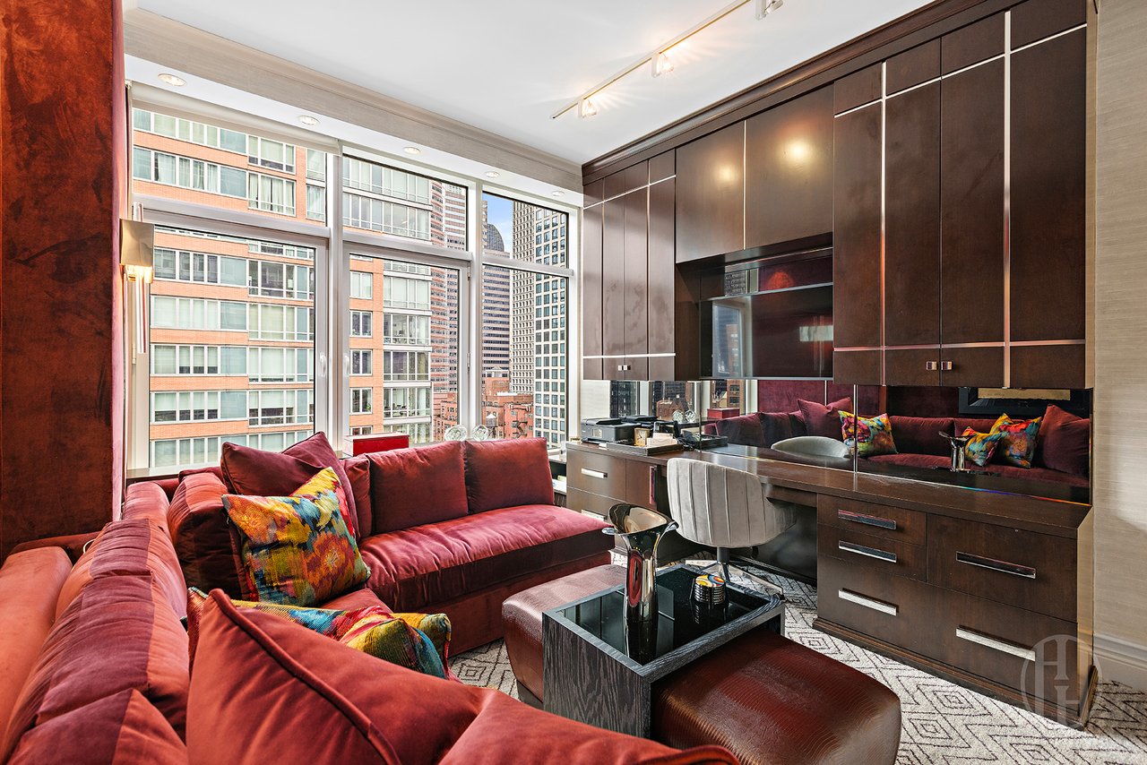310 East 53rd Street #16C