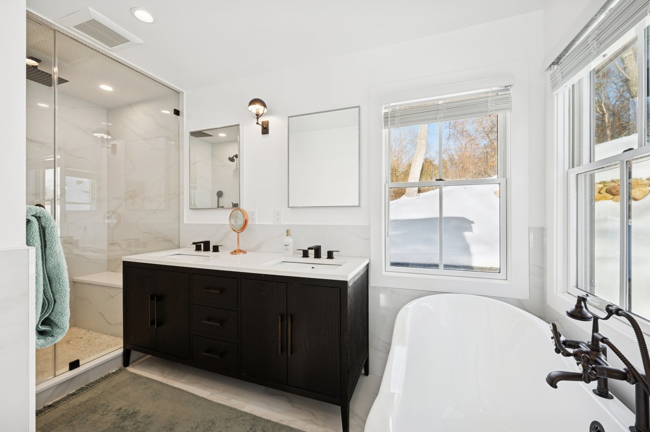 42 Mount Misery Drive