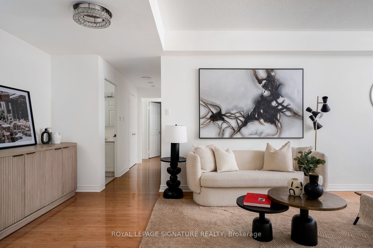 PENTHOUSE FOR DOWNTOWN LIVING 