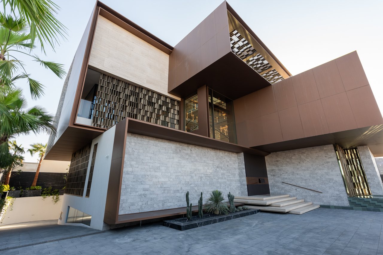 Umm AL Sheif Mansion