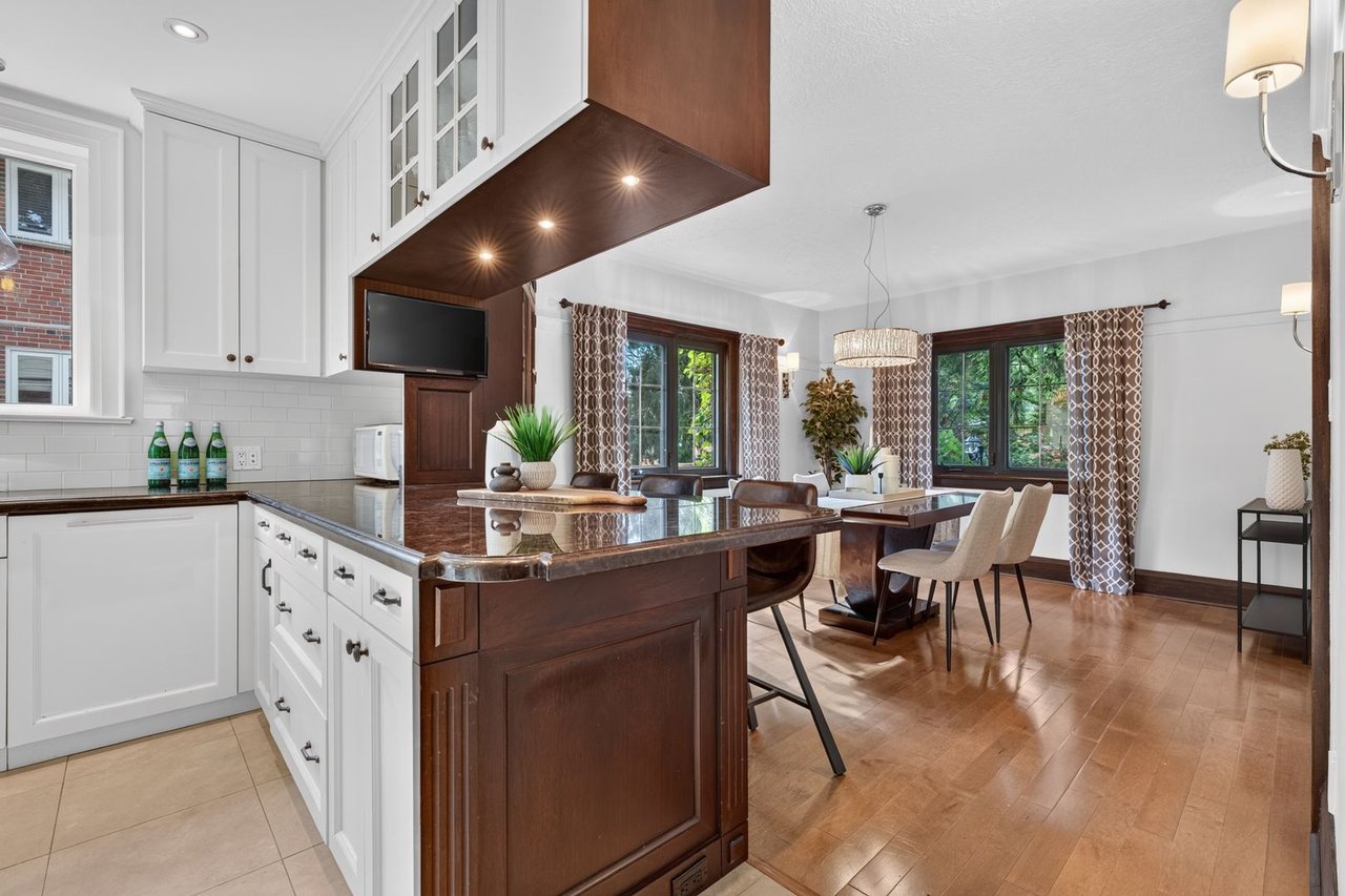 33 Ben Machree Dr