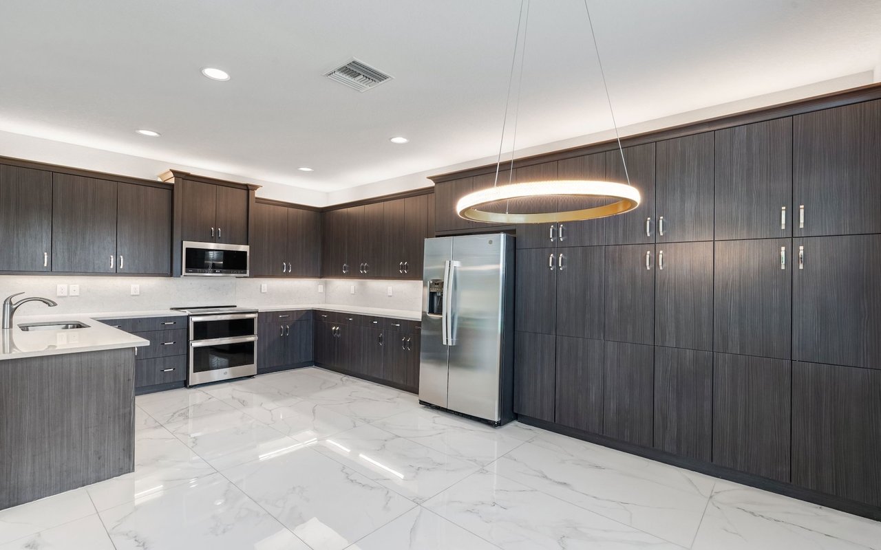 11604 Meadowrun Cir