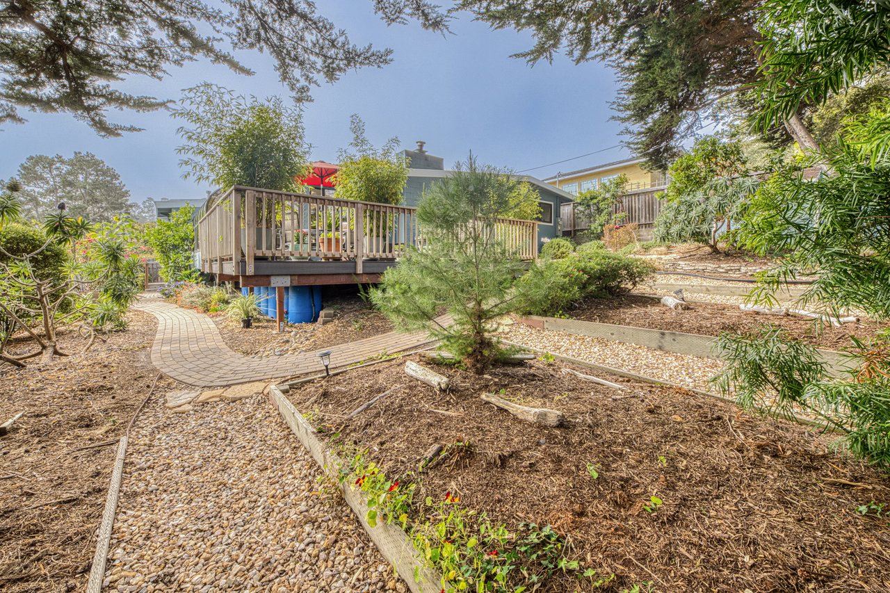 14 Shady Ln  Monterey
