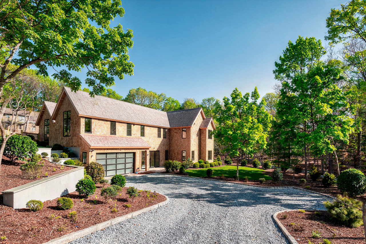 21 Ocean Pkwy, East Hampton