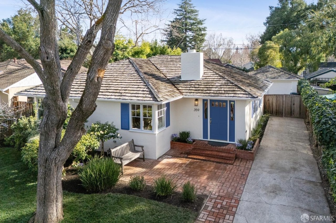 359 Iris Way