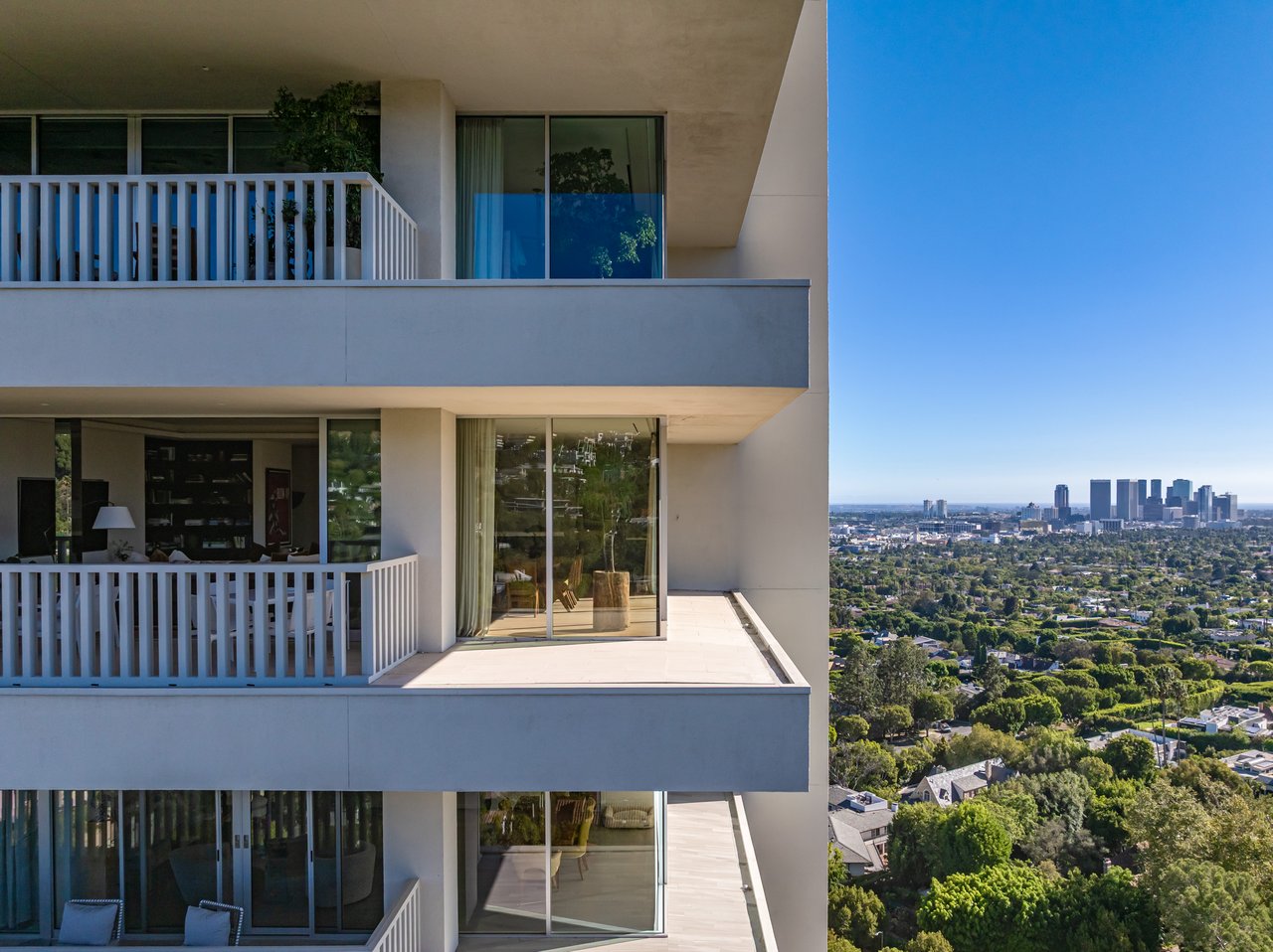 9255 Doheny Rd Unit: 1901, West Hollywood