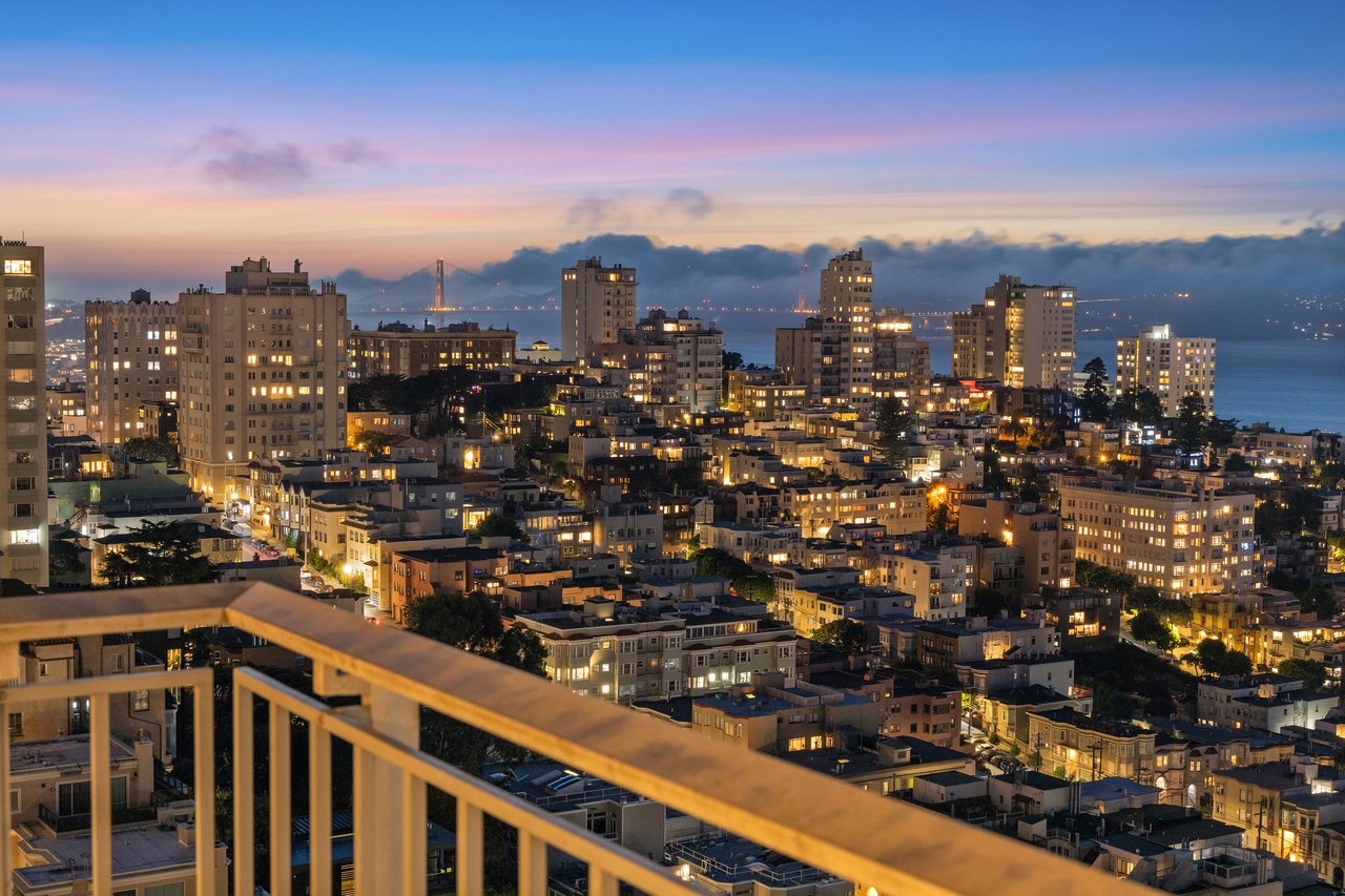 Erin Martin-Designed View Apartment