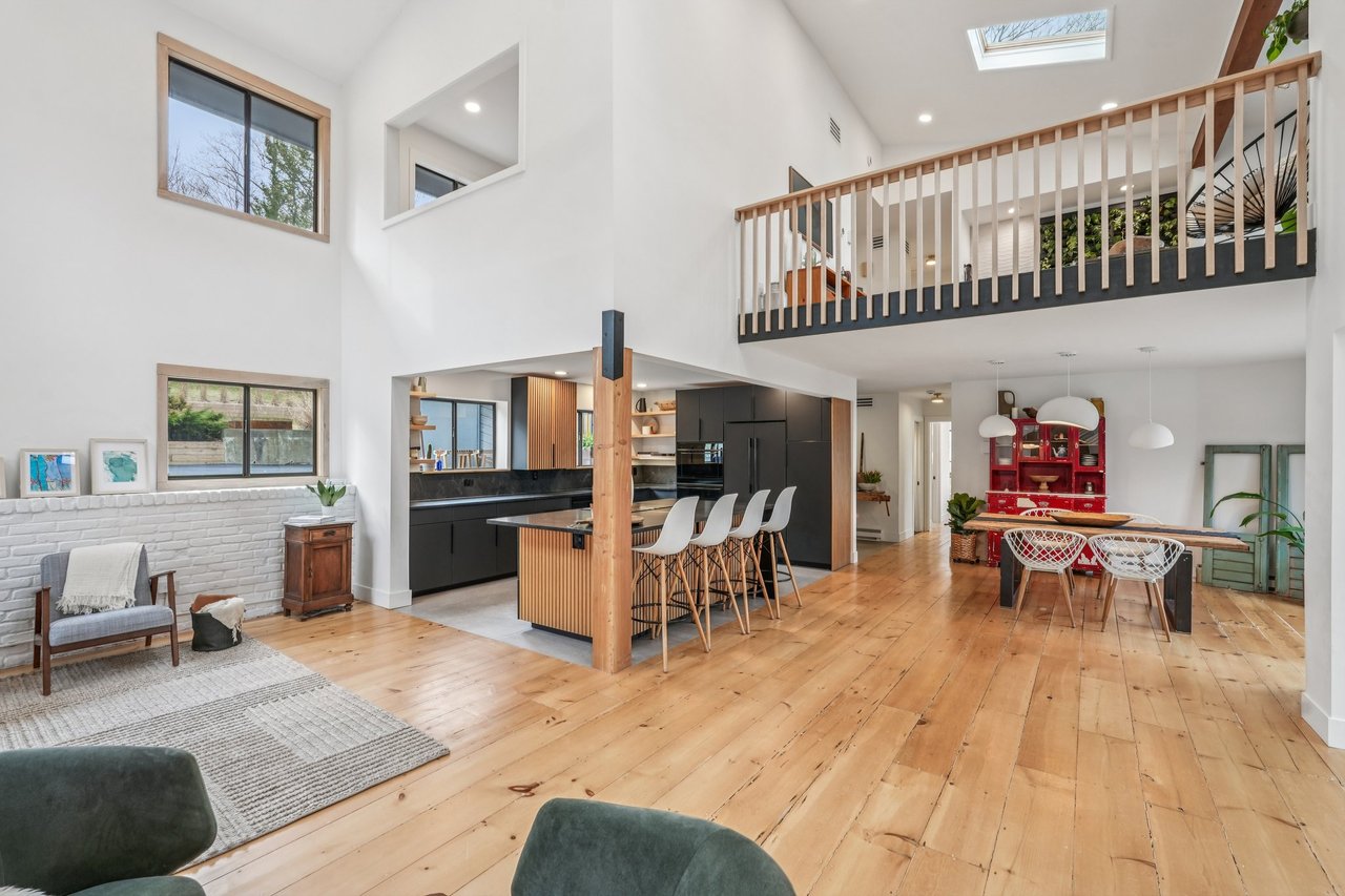 Cornwall Contemporary Wooded Retreat