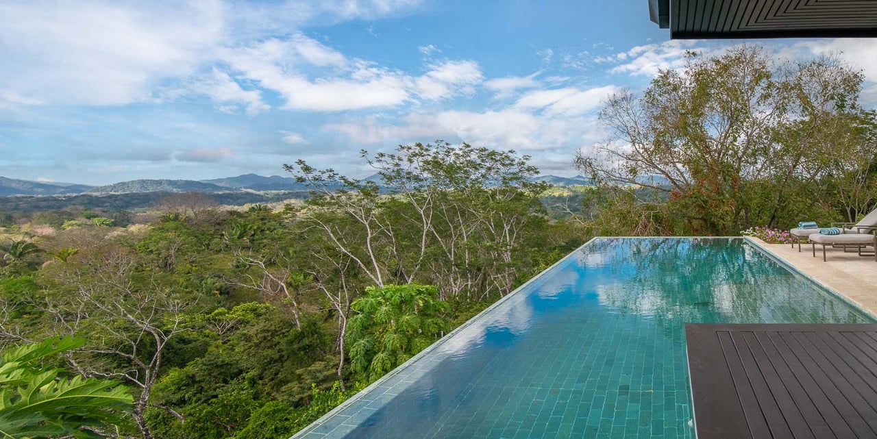 Villa Frangipani / Playa Hermosa, Santiago, Santa Teresa